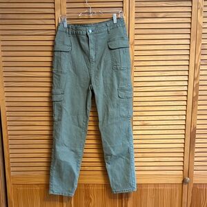 SHEIN Women's Green Cargo Jeans